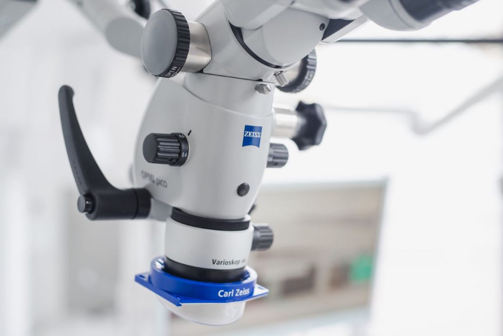 Mikroskop endodontyczny - Carl Zeiss OPMI Pico